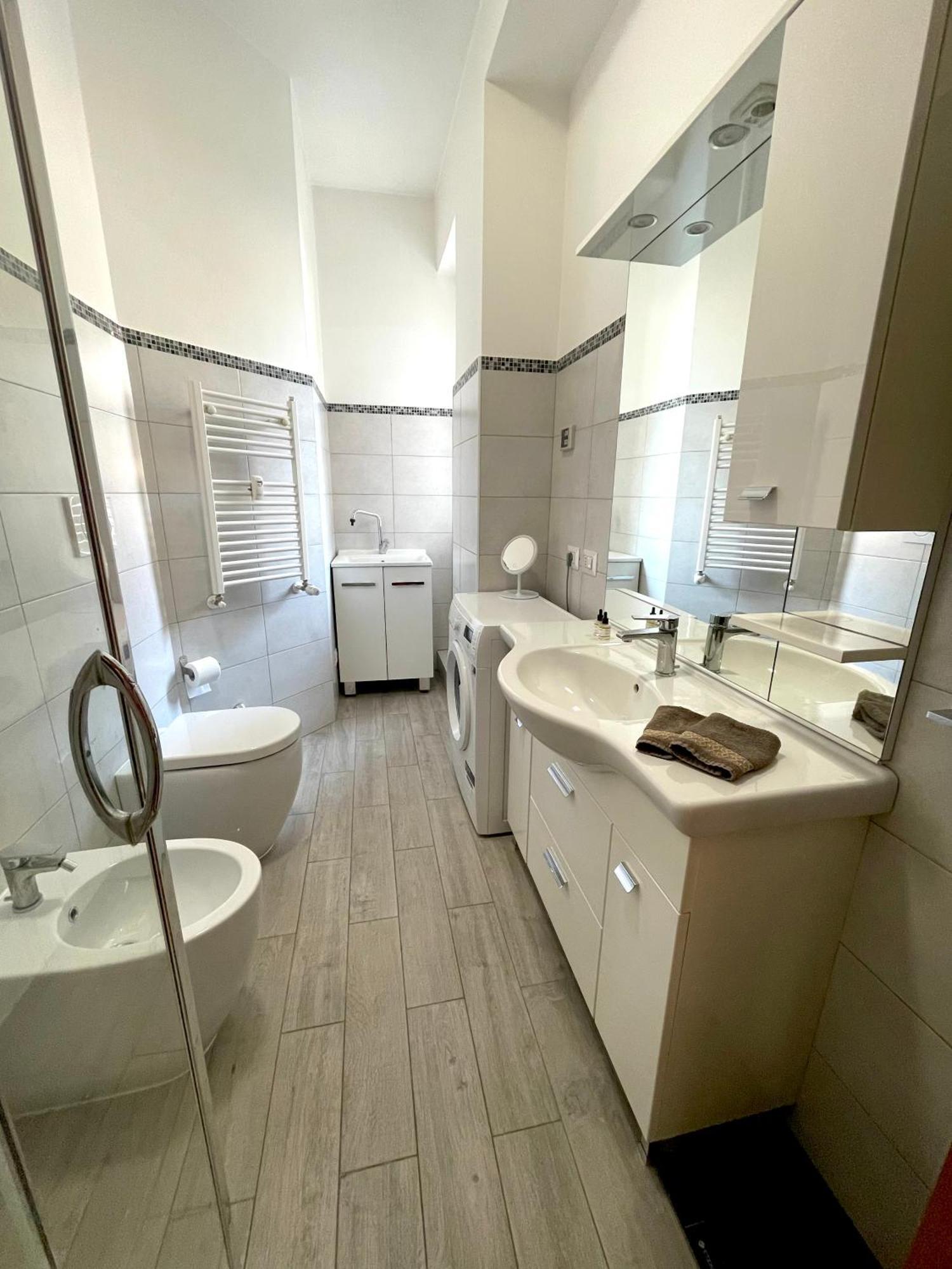 Lucens Domus Appartamento Roma Quartiere Trieste - Vicino Metro B1 - Ngoại thất bức ảnh