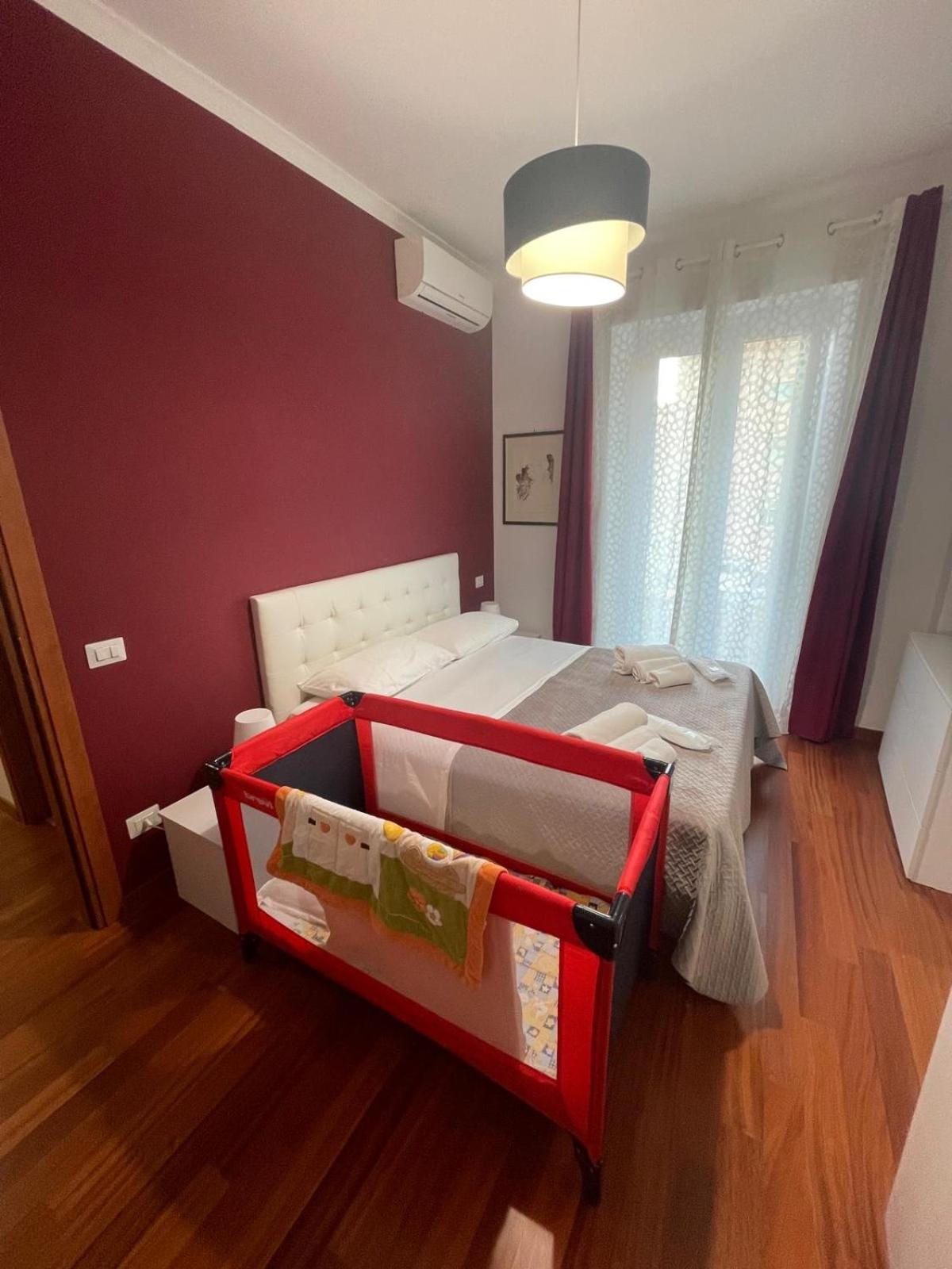 Lucens Domus Appartamento Roma Quartiere Trieste - Vicino Metro B1 - Ngoại thất bức ảnh